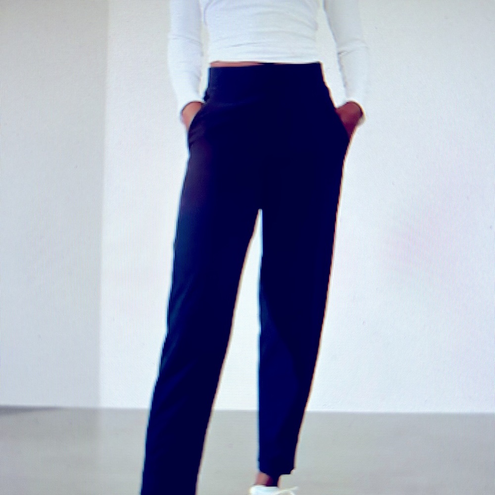 Athleta midrise ankle pants. Size 4.